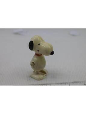 Vintage Snoopy Wind-Up Toy action Figure Peanuts Collectible Cute Dog 3" 1966 #2
